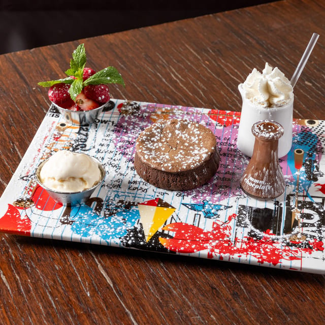 Melting Chocolate Heart Cake & Shake.