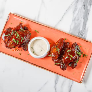Smoky Dry Rubbed Chicken Wings