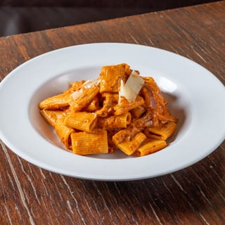 Spicy Rigatoni Vodka